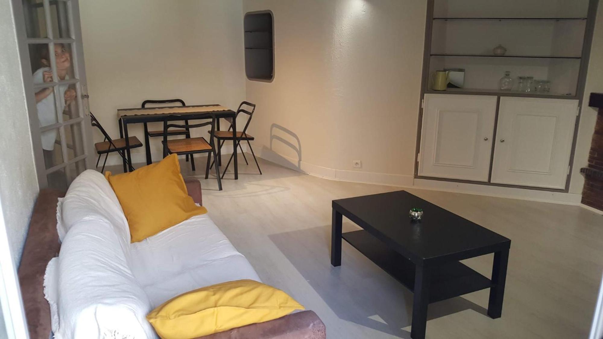 Hyper Centre Apartment *